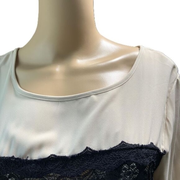 Forever 21 Blouse Round Neck Long Sleeves Lace Overlay Tan/Black Women’s L NWT - Picture 4 of 13